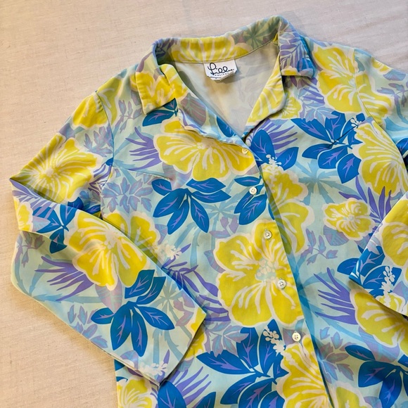 Lilly Pulitzer Nassau Blue Ay Poppy Silk Button Shirt Size 6 - Picture 2 of 8